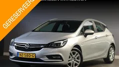Grijs Gebruikt 2017 Opel Astra Edition Hatchback | € 12.745 (Eerlijke prijs)