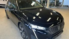 Zwart Gebruikt 2022 Peugeot 308 Allure Hatchback | € 17.990 (Super prijs)