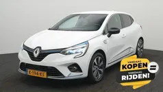 Gebruikt 2021 Renault Clio V Hatchback | € 19.500 (Eerlijke prijs)