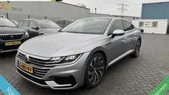 Gebruikt 2019 VW Arteon R-line Hatchback | € 21.945 (Eerlijke prijs)