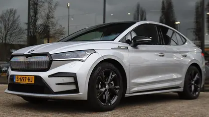 Occasion Skoda Enyaq iV RS 220 kW (300 PK) 2023 Grijs SUV