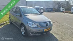 Mercedes B200