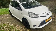 Gebruikt 2013 Toyota Aygo Hatchback | € 3.399 (Eerlijke prijs)