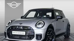 Gebruikt 2024 Mini John Cooper Works Hatchback | € 37.695 (Eerlijke prijs)