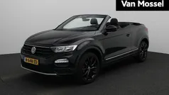 Zwart Gebruikt 2021 VW T-Roc Cabriolet Style Cabriolet | € 29.900 (Goede deal)