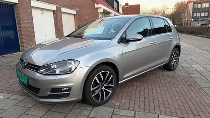 Occasion 2013 VW Golf VII Highline Hatchback | € 8.950 (Eerlijke prijs)