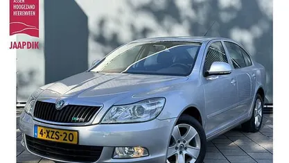 Grijs Occasion 2012 Skoda Octavia Ambition Hatchback | € 7.944 (Eerlijke prijs)