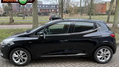 Occasion 2017 Renault Clio IV LIMITED Hatchback | € 9.995 (Eerlijke prijs)