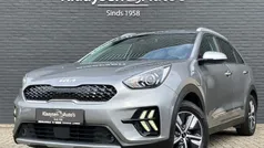 Grijs Gebruikt 2022 Kia Niro SUV | € 26.950 (Goede deal)