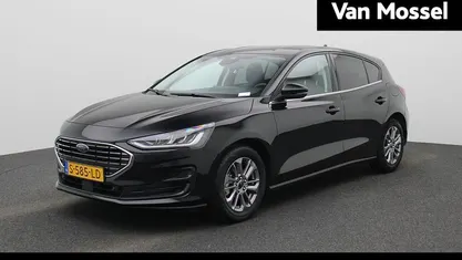 Zwart Occasion 2023 Ford Focus Titanium Hatchback | € 18.900 (Super prijs)
