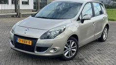 Bruin Gebruikt 2011 Renault Scénic III Expression MPV | € 4.450 (Eerlijke prijs)