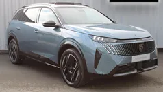 Peugeot e-5008