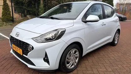 Occasion 2020 Hyundai i10 Premium Hatchback | € 8.850 (Eerlijke prijs)