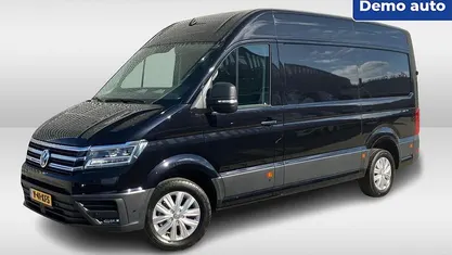 Zwart Occasion 2024 VW Crafter Exclusive Van | € 42.495 (Eerlijke prijs)