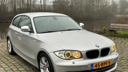 Grijs Gebruikt 2011 BMW 118 Efficient Dynamics Hatchback | € 6.499 (Super prijs)