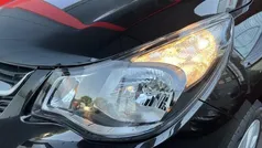 Zwart, metallic lak Gebruikt 2015 Opel Karl Edition Hatchback | € 6.950 (Eerlijke prijs)