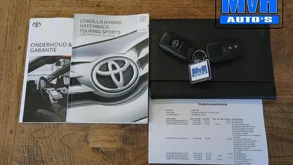 Wit Occasion 2020 Toyota Corolla Stationwagen | € 19.199 (Eerlijke prijs)