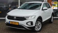 Suv Gebruikt 2022 VW T-Roc Business SUV | € 25.950 (Eerlijke prijs)
