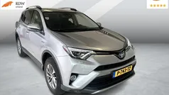 Grijs Gebruikt 2018 Toyota RAV4 Hybrid Style SUV | € 21.950 (Goede deal)