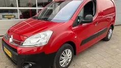 Rood Gebruikt 2013 Citroën Berlingo MPV | € 3.749 (Eerlijke prijs)