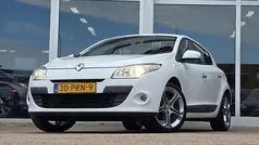 Wit Gebruikt 2011 Renault Mégane III Hatchback | € 4.244 (Eerlijke prijs)