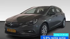 Grijs Gebruikt 2018 Opel Astra Edition Hatchback | € 10.940 (Goede deal)
