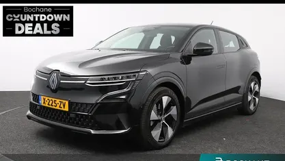 Gebruikt 2024 Renault Megane E-Tech Evolution Hatchback | € 28.195 (Eerlijke prijs)