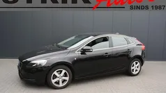 Gebruikt 2015 Volvo V40 Business Edition Stationwagen | € 7.289 (Eerlijke prijs)
