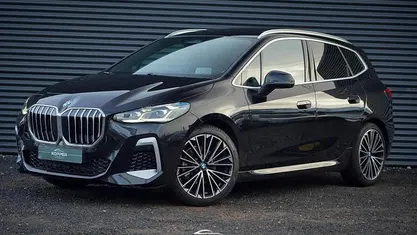 Zwart Gebruikt 2022 BMW 220 M Sport Stationwagen | € 31.750 (Goede deal)