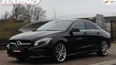 Zwart (metallic) Gebruikt 2014 Mercedes CLA180 Urban Sedan | € 14.999 (Eerlijke prijs)