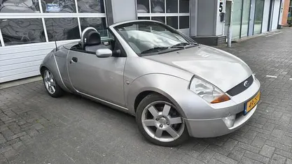Zilver Gebruikt 2004 Ford StreetKa Futura Cabriolet | € 2.750 (Eerlijke prijs)