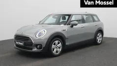 Grijs Gebruikt 2022 Mini Cooper Clubman Essential Stationwagen | € 22.900 (Goede deal)