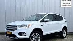 Wit Gebruikt 2017 Ford Kuga Trend SUV | € 15.900 (Goede deal)