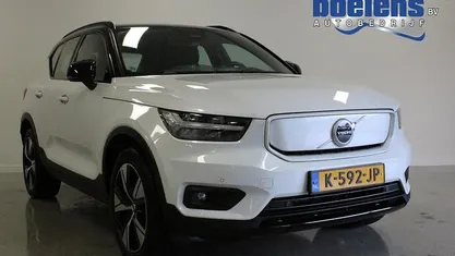 Occasion 2020 Volvo XC40 R-Design SUV | € 19.845 (Super prijs)