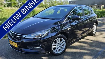 Occasion Opel Astra Edition 105 PK (77 kW) 2018 Hatchback