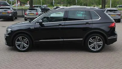 Occasion 2020 VW Tiguan Allspace Highline SUV | € 28.950 (Goede deal)