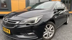 Zwart Gebruikt 2016 Opel Astra Business Hatchback | € 7.450 (Eerlijke prijs)