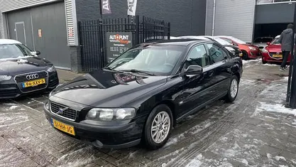 Zwart Occasion 2001 Volvo S60 Sedan | € 1.499 (Eerlijke prijs)