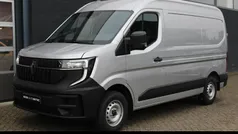Gris étoilé metallic (licht grijs metallic) Nieuw 2024 Renault Master Van | € 35.921 (Eerlijke prijs)