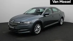 Grijs Gebruikt 2021 Skoda Superb Business Line Hatchback | € 22.945 (Super prijs)