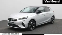 Grijs Gebruikt 2023 Opel Corsa-e Elegance Hatchback | € 17.900 (Eerlijke prijs)