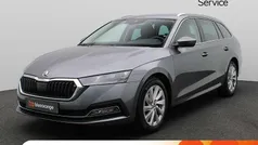 Grijs Gebruikt 2022 Skoda Octavia Business Line Stationwagen | € 27.900 (Eerlijke prijs)