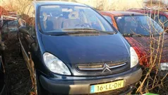 Blauw Gebruikt 2003 Citroën Xsara Picasso MPV | € 995 (Eerlijke prijs)