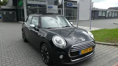 Zwart Gebruikt 2015 Mini Cooper Chili Hatchback | € 11.795 (Super prijs)
