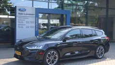Zwart Gebruikt 2024 Ford Focus ST-Line X Stationwagen | € 28.900 (Goede deal)