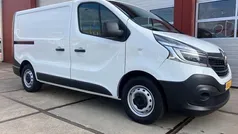 Wit Gebruikt 2021 Renault Trafic Komfort Van | € 13.950 (Goede deal)
