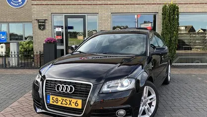 Zwart Occasion 2013 Audi A3 Sportback S-Line Hatchback | € 11.700 (Eerlijke prijs)
