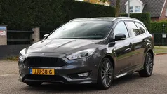 Gebruikt 2017 Ford Focus ST-Line Stationwagen | € 11.695 (Eerlijke prijs)