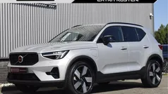 Grijs Gebruikt 2023 Volvo XC40 Plus SUV | € 39.950 (Eerlijke prijs)