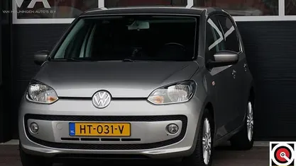 Grijs Occasion 2016 VW up! high up! Hatchback | € 7.950 (Eerlijke prijs)